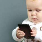 Бебетата използват смартфони преди да проходят | Диана 
