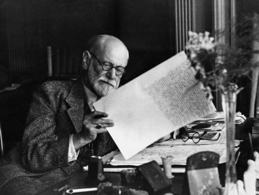 Зигмунд Фройд: Преди да изпаднете в депресия, първо проверете дали не сте заобиколени от идиоти! | Диана
