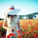 300685-field-landscape-hat-women_outdoors-women-model-flowers-736×459