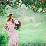 beautiful-girls-with-flowers-swinging-wallpapers