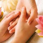 hand-reflexology-massage
