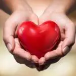 giving_hands_heart_benjamin_mcdonald-e1451803841782