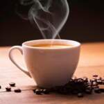 Изпийте чаша вода преди кафето и още 5 трика, с които да направите кофеиновата напитка по-полезна