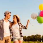 happy-couple-with-balloons-1140×667